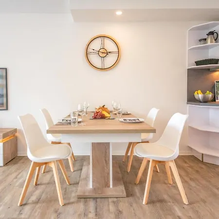 Baltic Village-damp Дом отдыха *