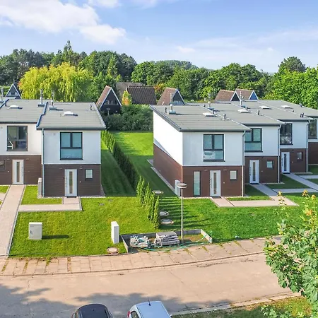 Дом отдыха Baltic Village-damp *